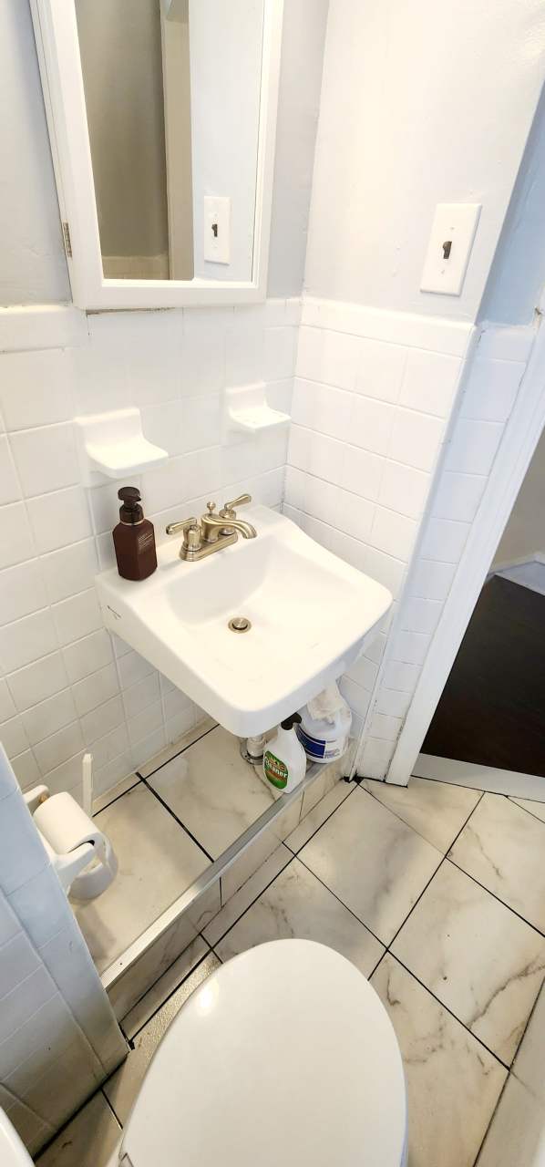 1252 West Sergeant Street