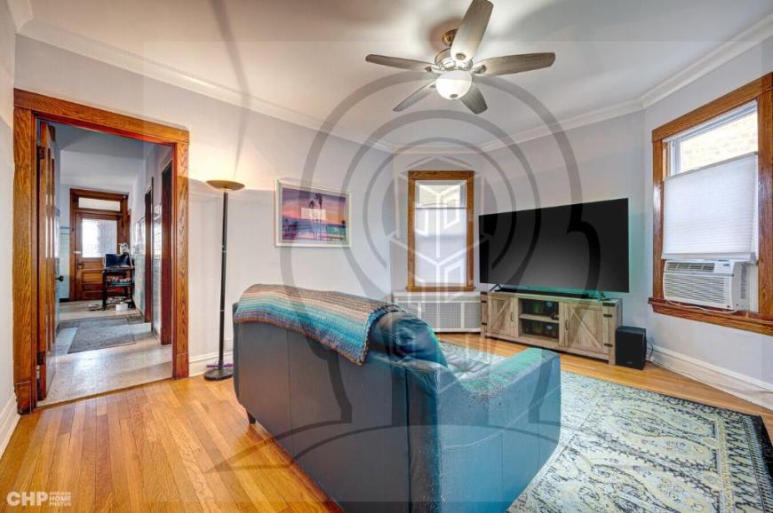 4317 North Spaulding Avenue