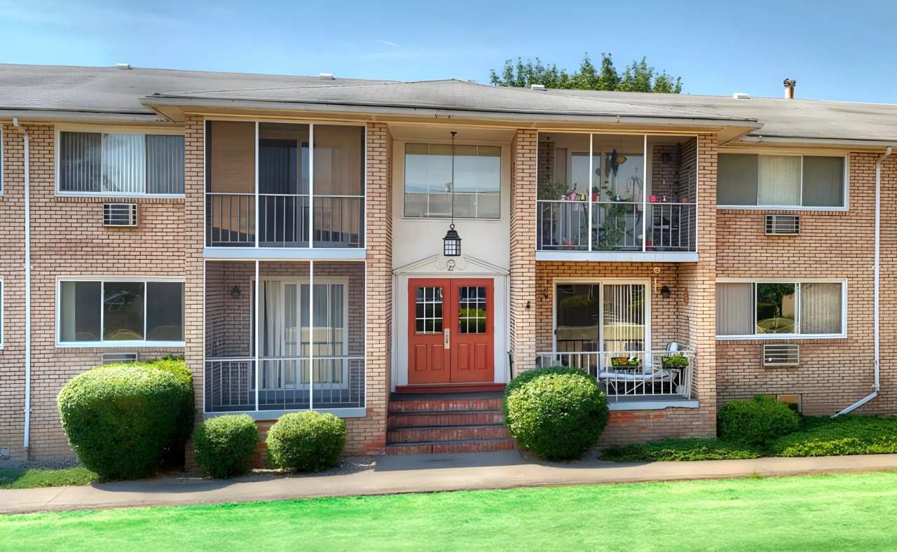 Clover Park Apartments