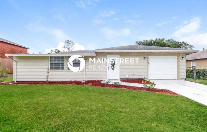 1054 Fairplay Avenue Northwest