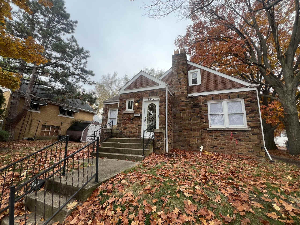 Spacious 3 bedroom 2 bath!