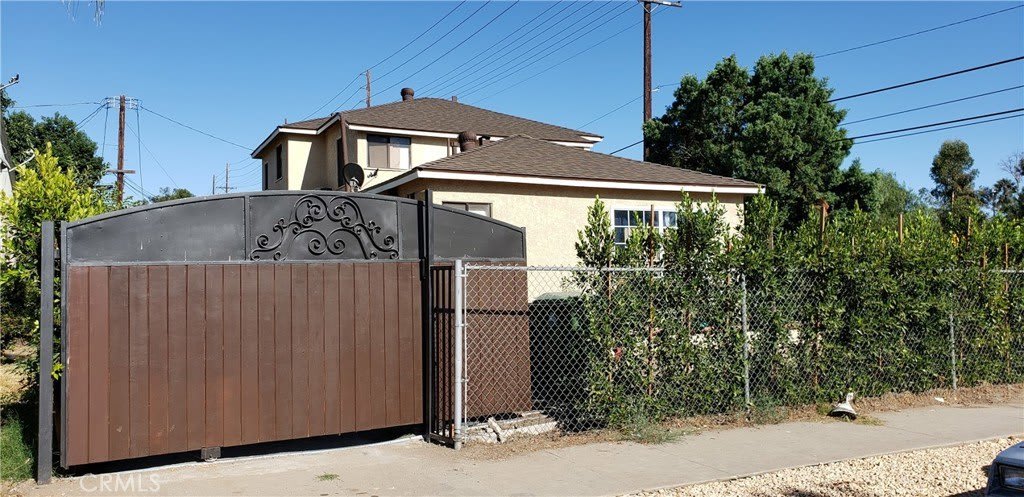 15733 Victory Boulevard