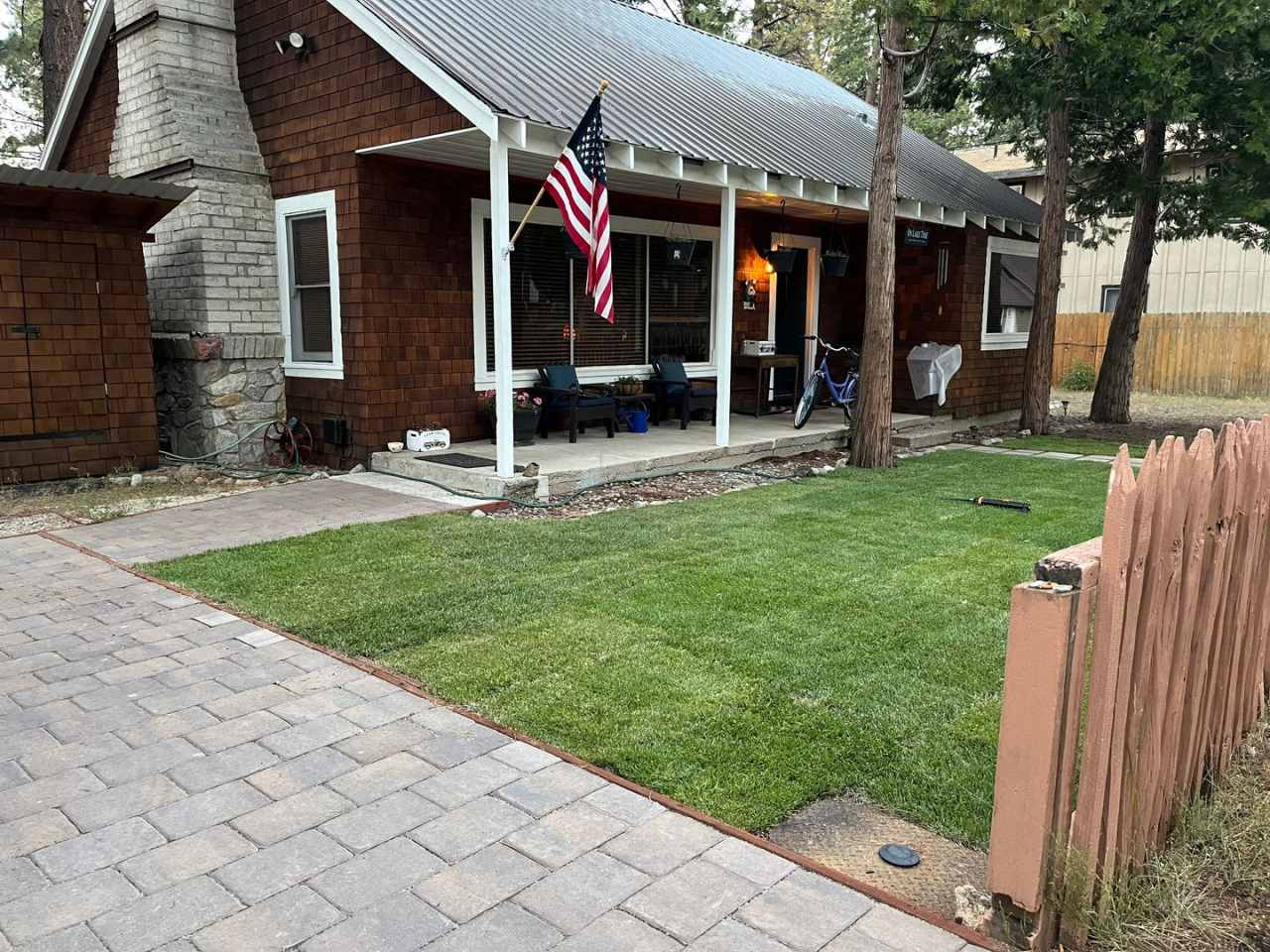 Lovely home with lake views available for a 1-6 month Seasonal Lease! Call me to inquire today!