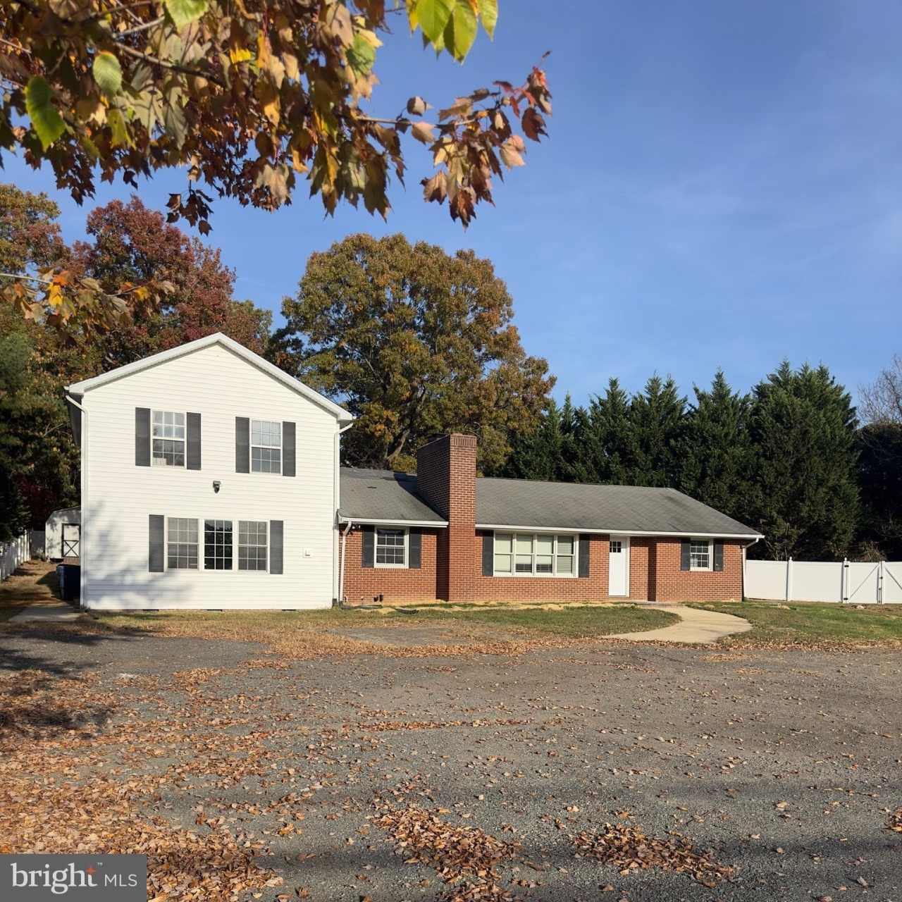 60 CENTRAL SQUARE Drive