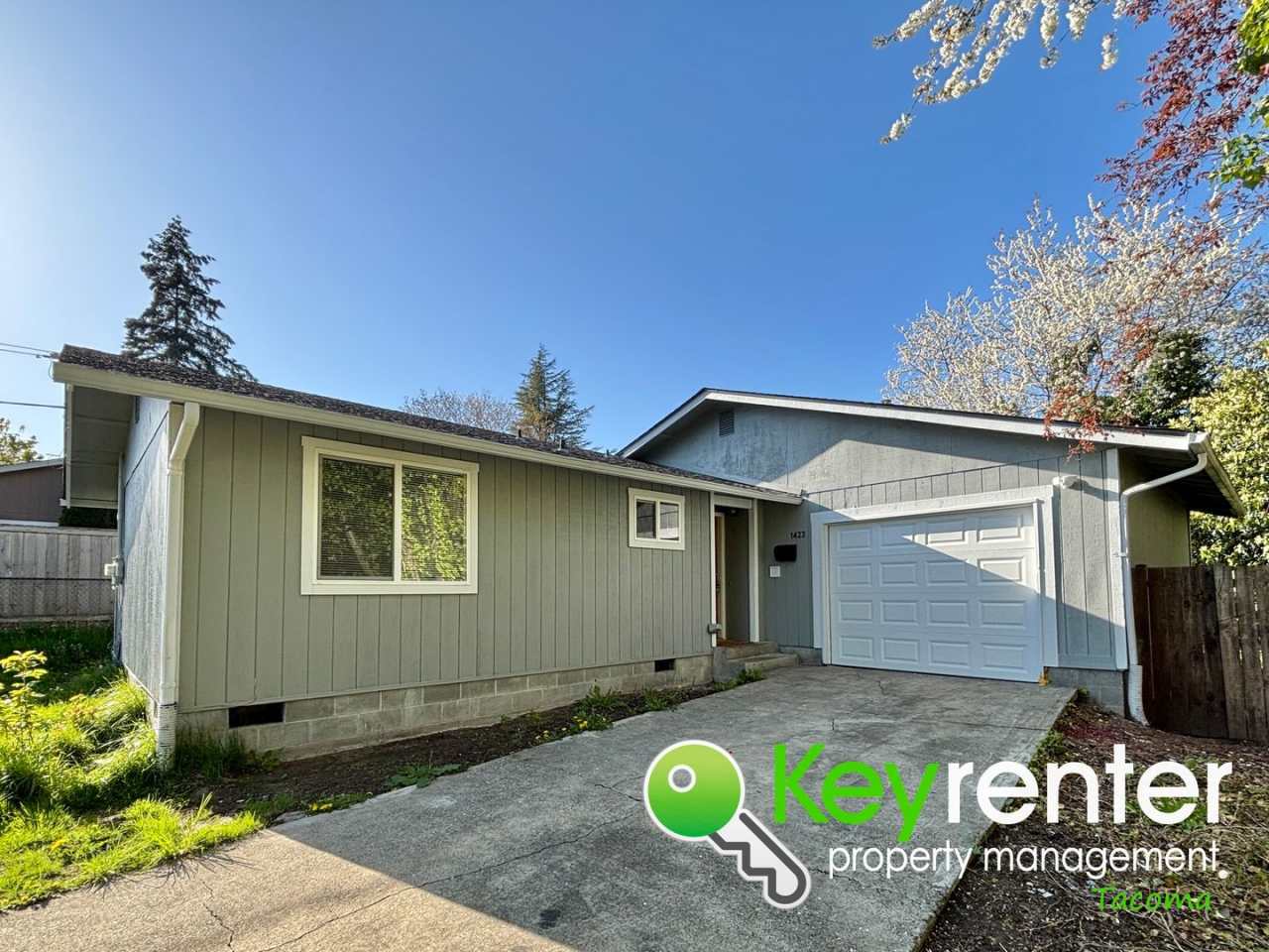 Newly Remodeled Gorgeous 3Bed/1Bath House in Tacoma!