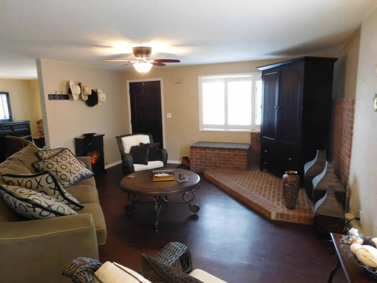 1401 Salsbury Avenue