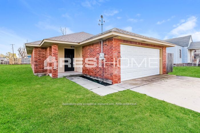 1001 South Fairmont Avenue