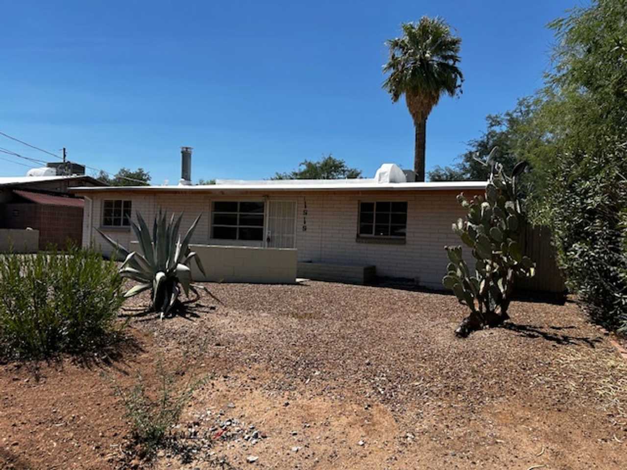 2 Bedroom Single Family -Central Tucson