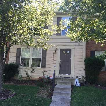 SPACIOUS TOWNHOUSE IN GERMANTOWN