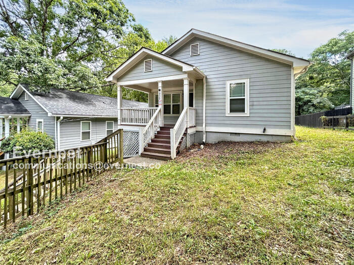 915 Ridge Avenue Northwest