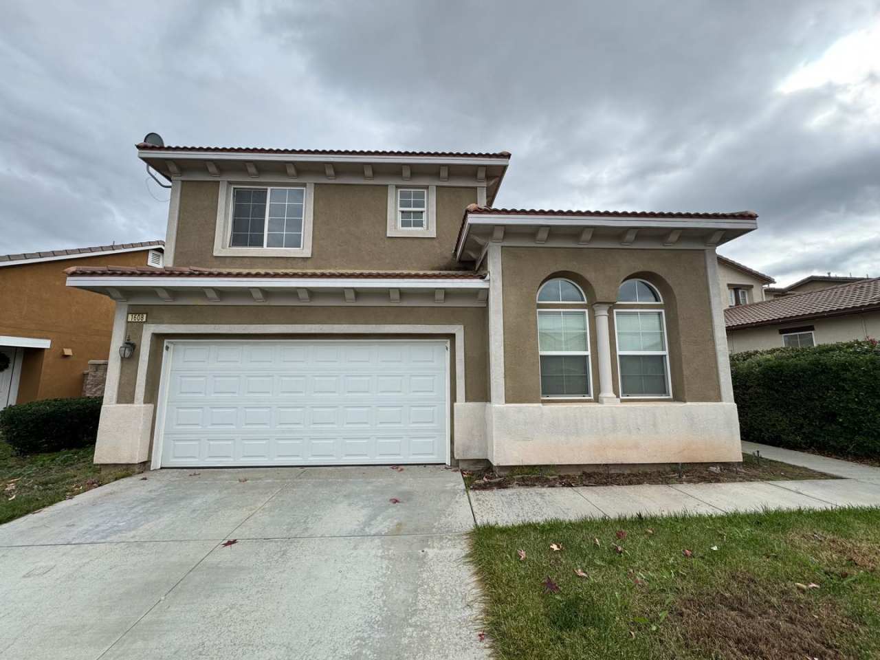 5 Bedroom 3.5 Bathroom Home in Willowalk Community