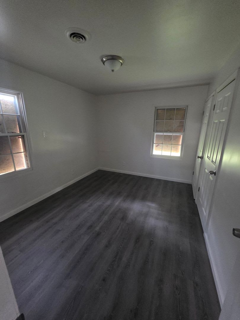 LIMITED TIME**NO APPLICATION FEE**1/2 OFF DEPOSIT**