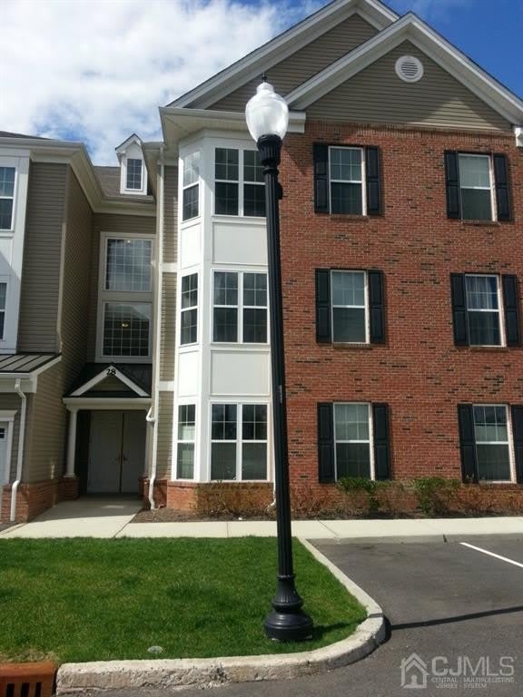 2818 Edward Stec Boulevard