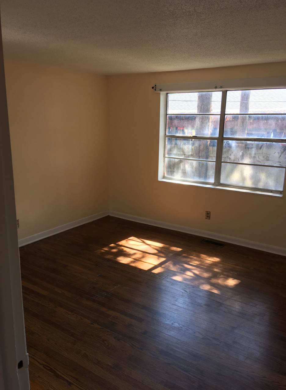 2603 East 10th Street