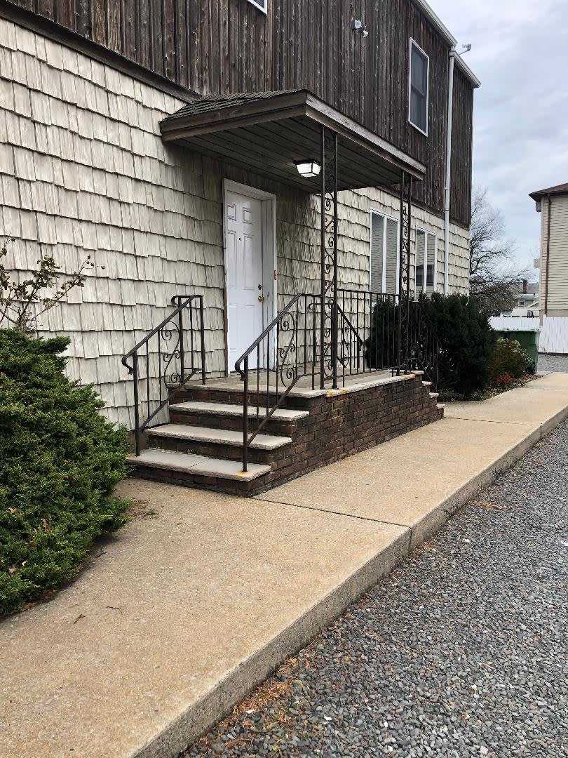 2110 East Edgar Road