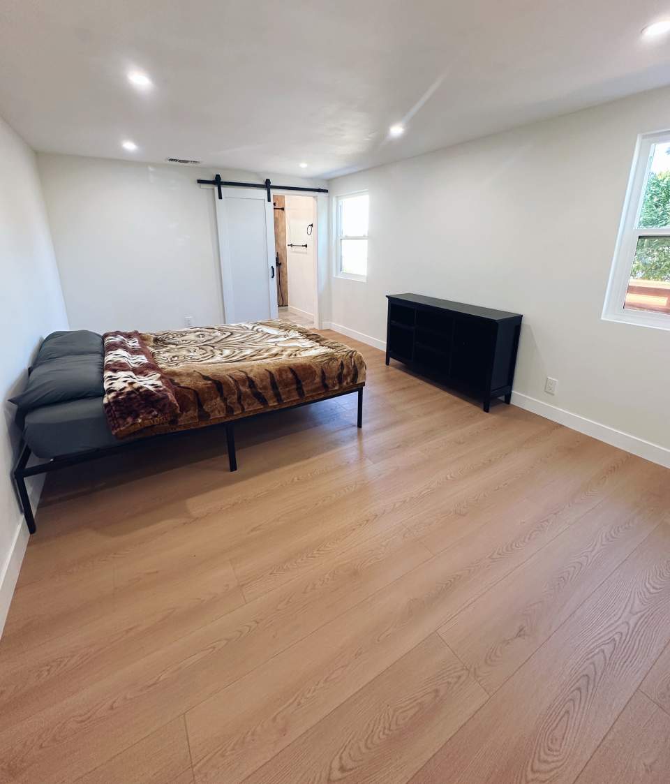 345 North Broadmoor Avenue