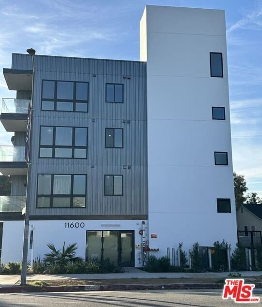 11600 National Blvd unit: 201