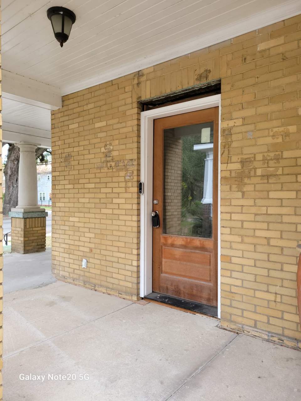 601 West 37th Street - B