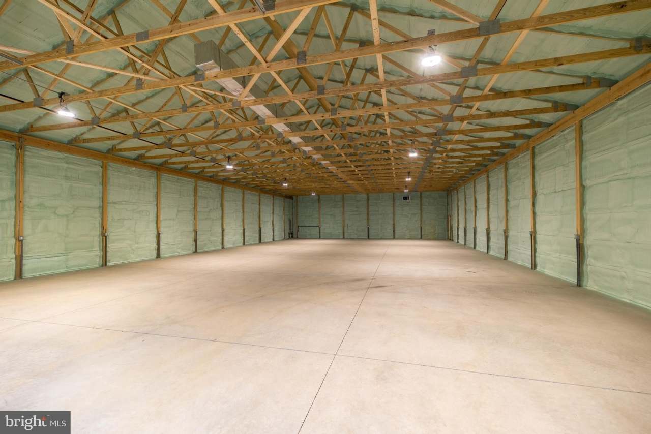 904 RIDGE Road unit: B