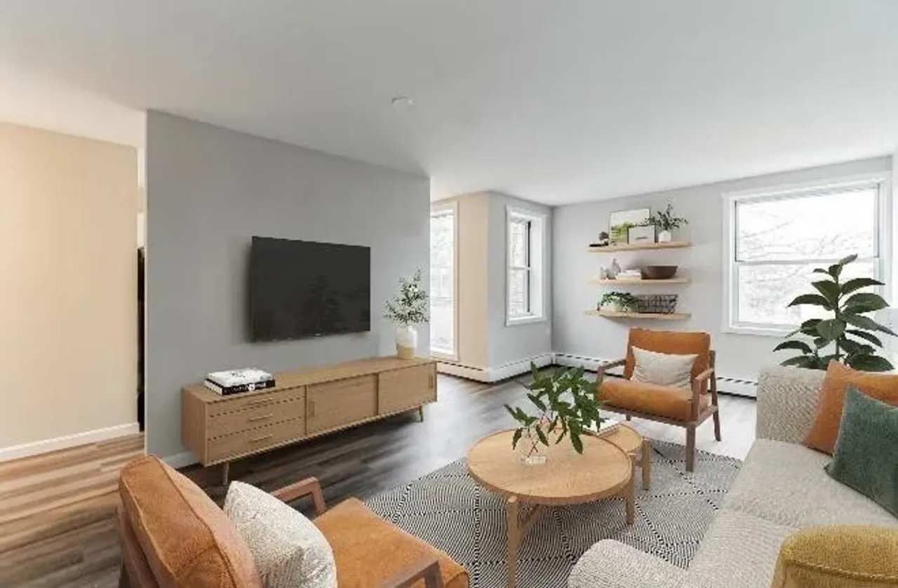 Pet-friendly Allston 3-bed/1bath Near Boston Landing Station