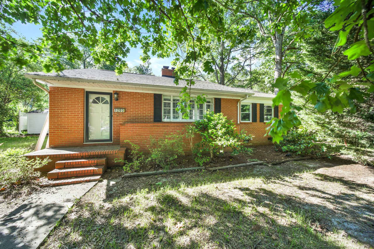 Lovely 3 Bed 2 Bath Home in Monroe!