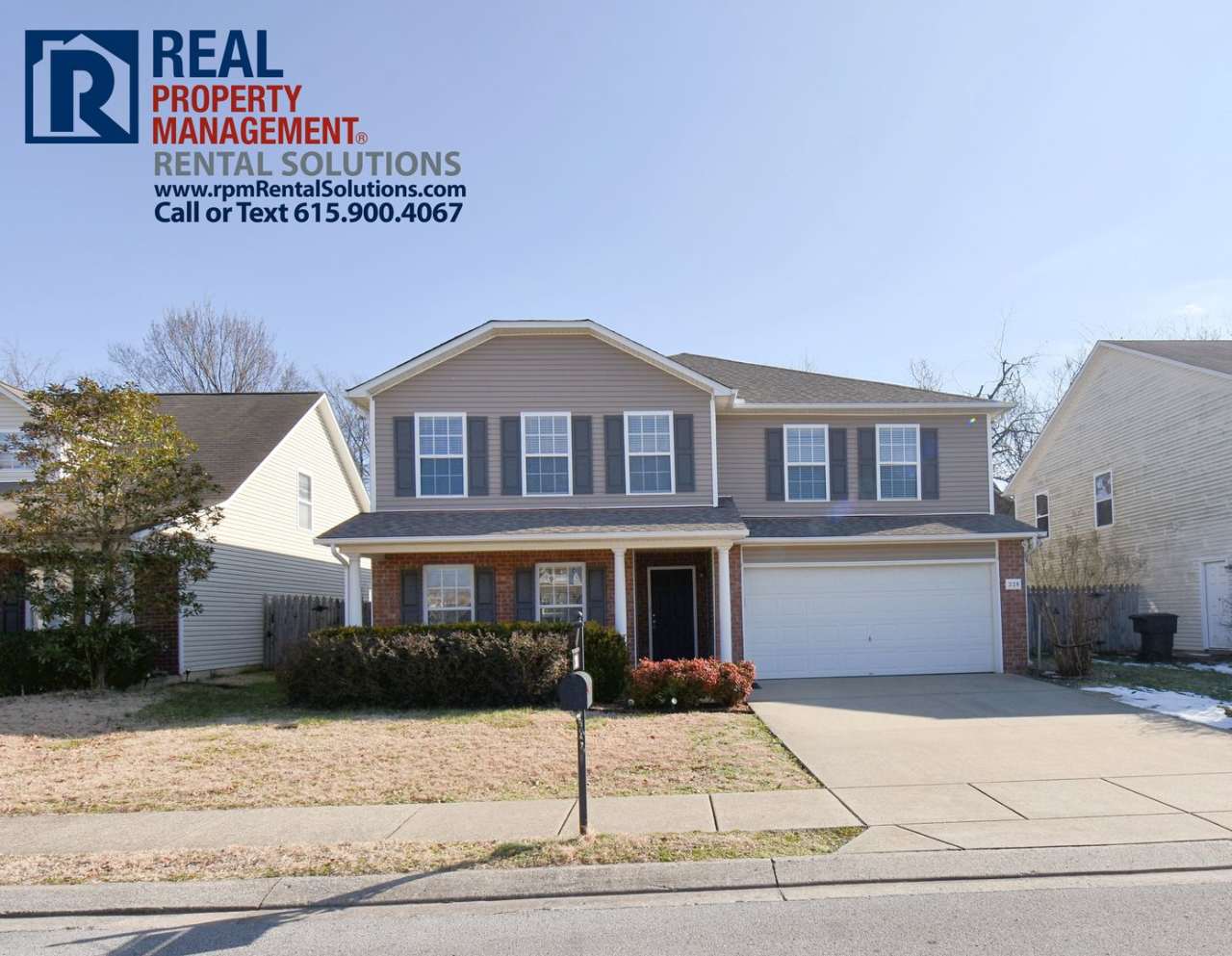 4BR/3BA in Blackman Farms, triple Blackman schools, washer and dryer included, fenced yard!