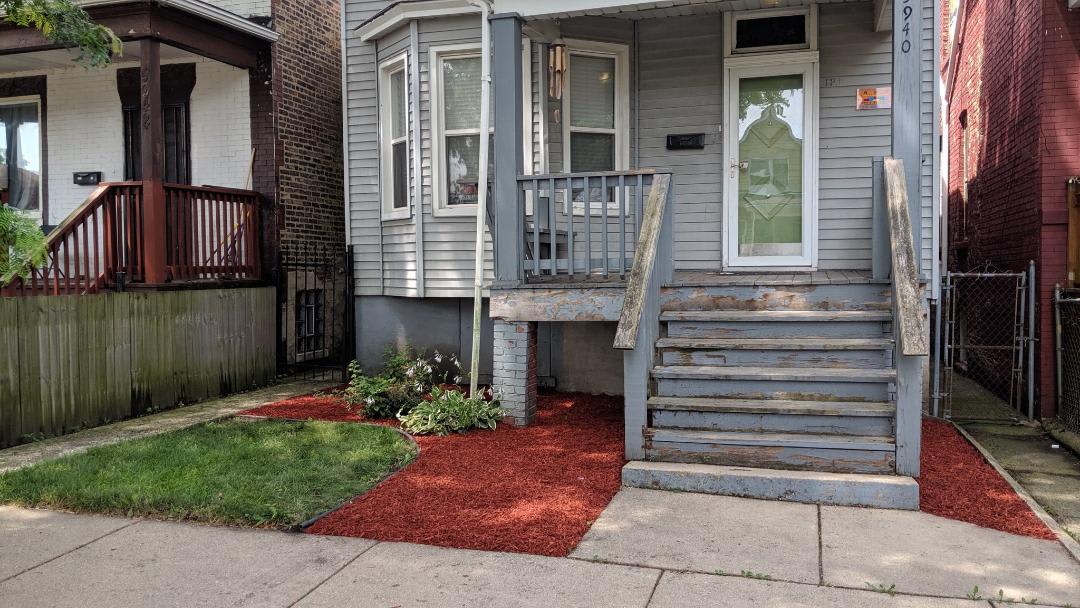 5940 S Marshfield Ave