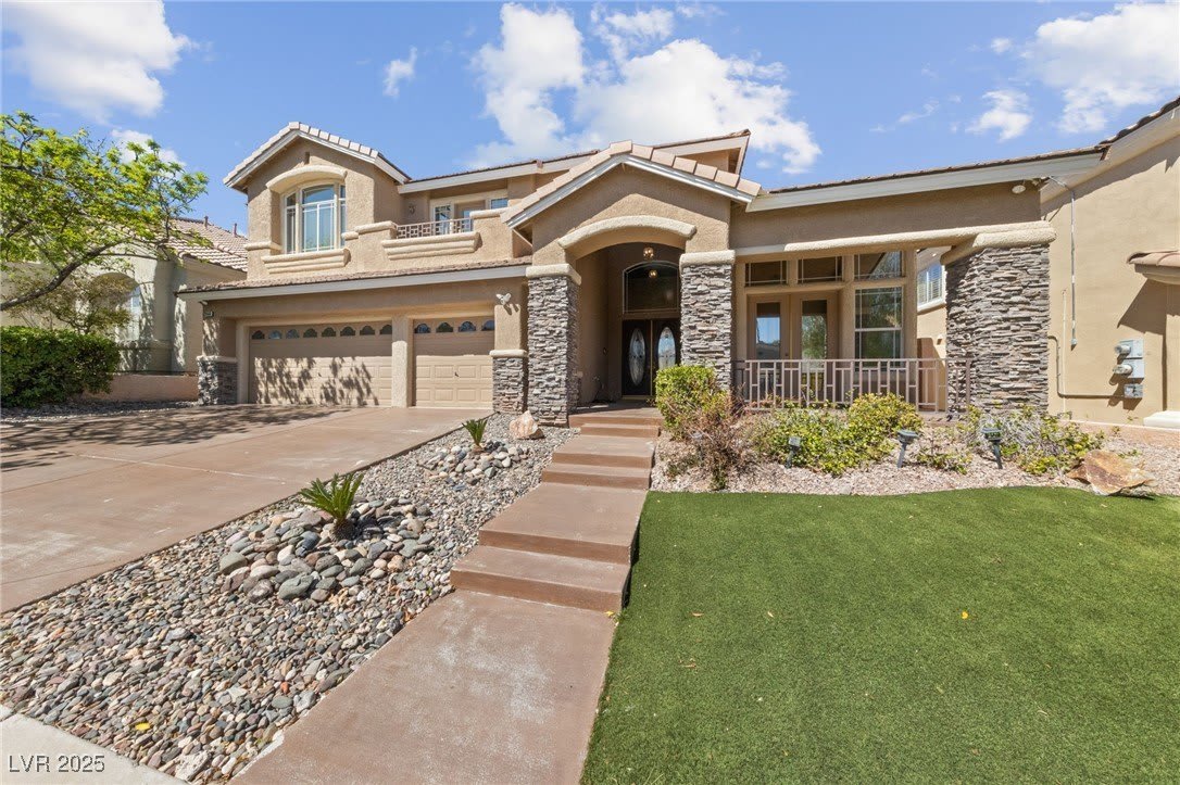 2066 Jupiter Hills Lane