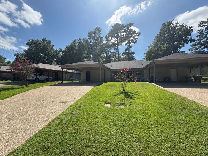 2533 Westminster Drive