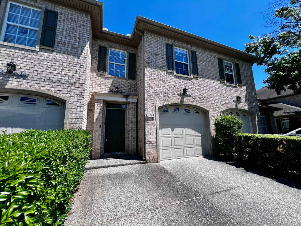 Beautiful home in the Chancellor Walk neighborhood