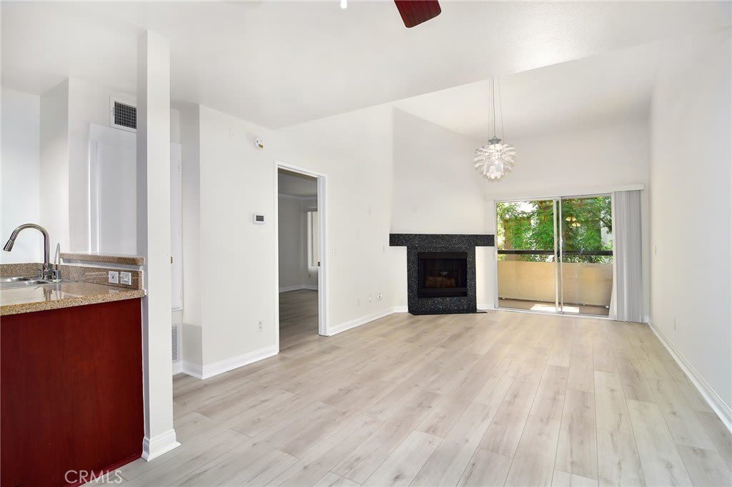 5510 Owensmouth Avenue