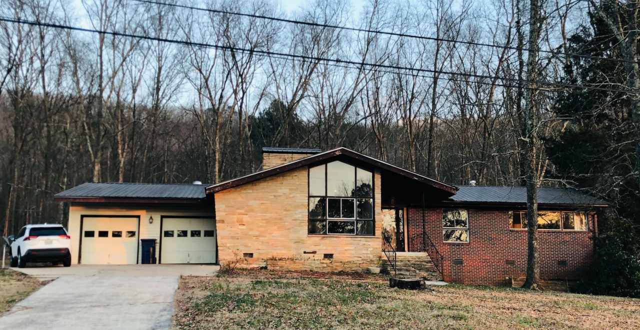 2911 Brighton Avenue