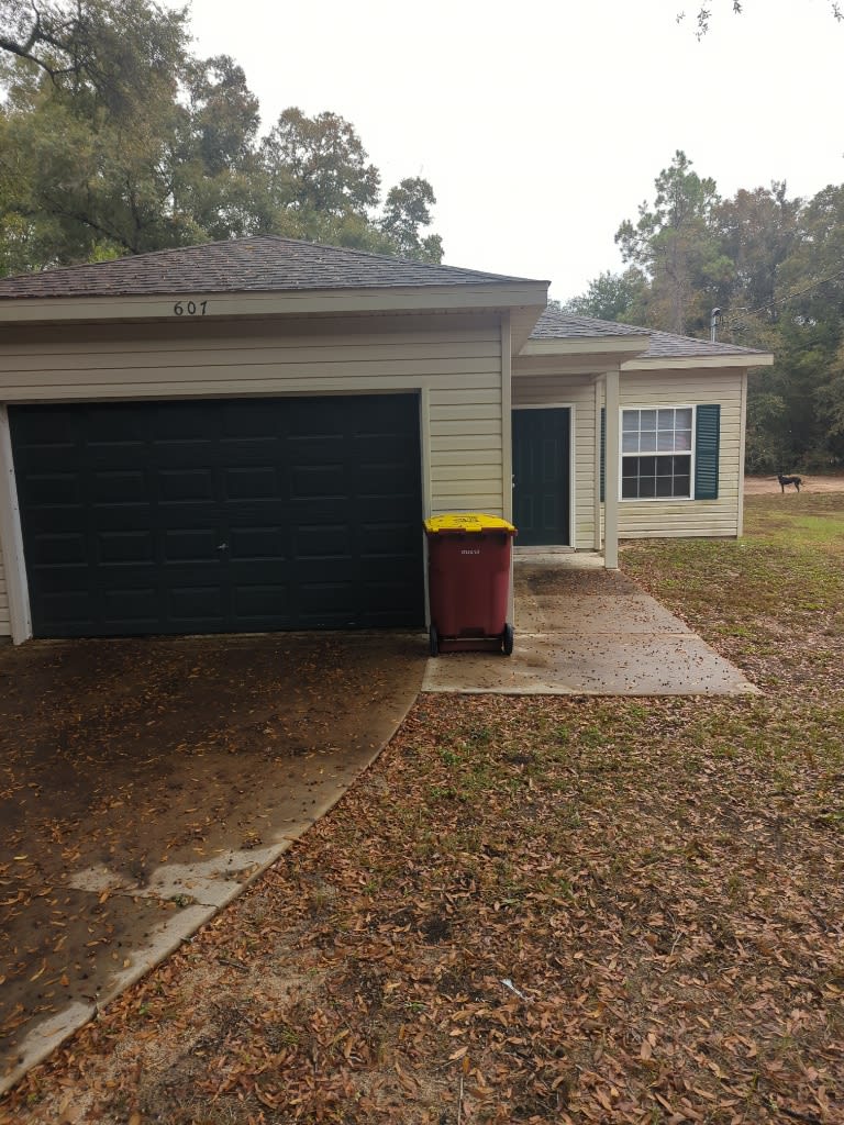 607 Williams Avenue E