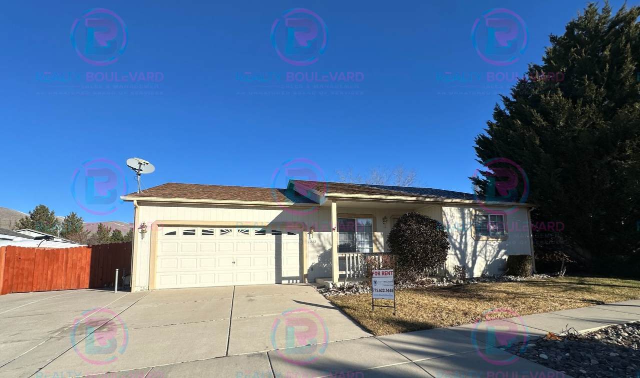 1 Month Free!!! Beautiful 3BR 2 Bath home with RV Parking!