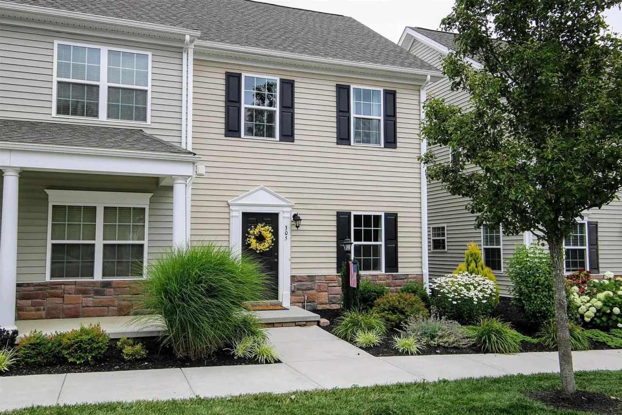 3 Bedroom, 2.5 Bath Townhouse