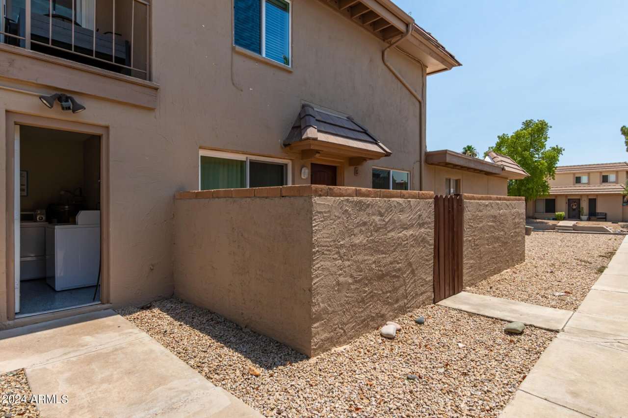 17034 E CALLE DEL ORO Drive unit: C