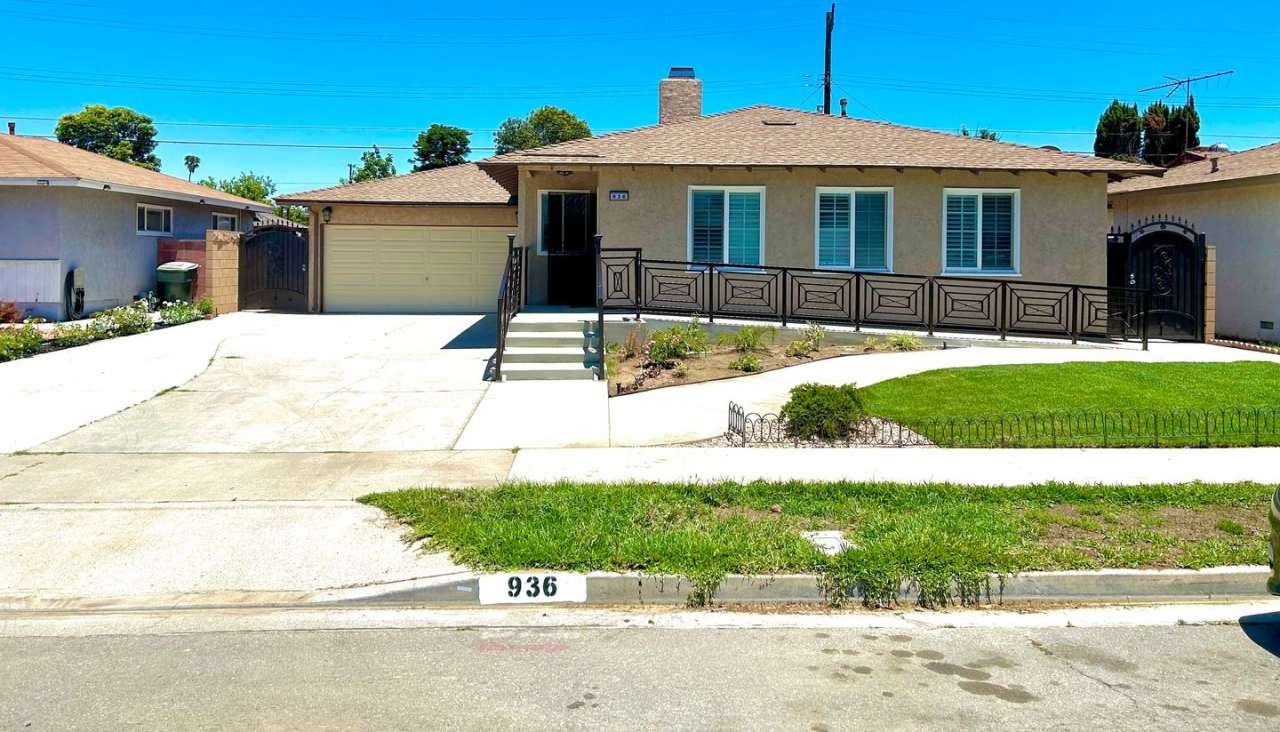 2 COMPLETELY REMODELED HOMES ON ONE LOT IN ANAHEIM