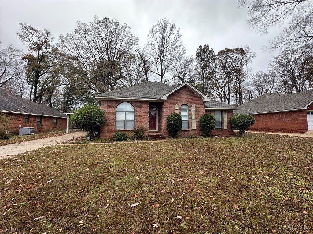 924 Silver Creek Circle