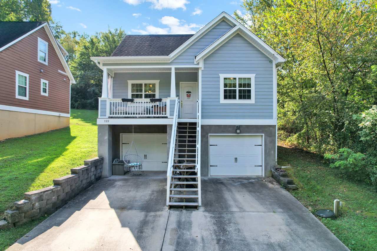 122 Neely Circle Northeast