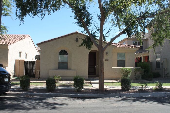 3481 East Windsor Drive