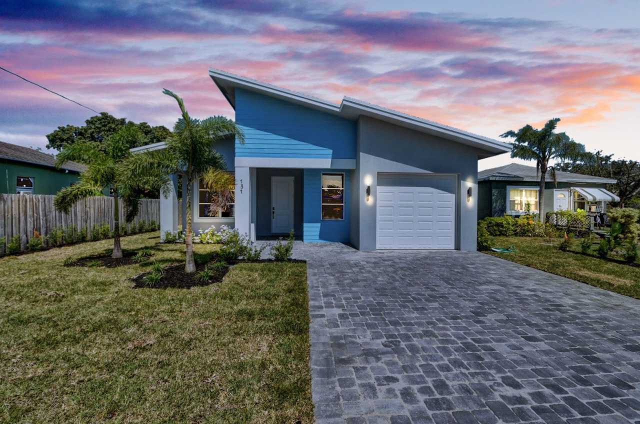Modern 3/2 Home w/ garage for Rent- Delray Beach