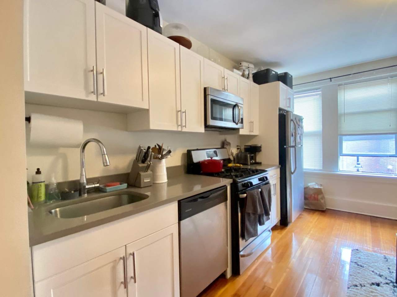 Nicely renovated 2 bed in Brookline.