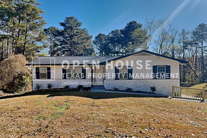 1176 Golden Circle Southwest