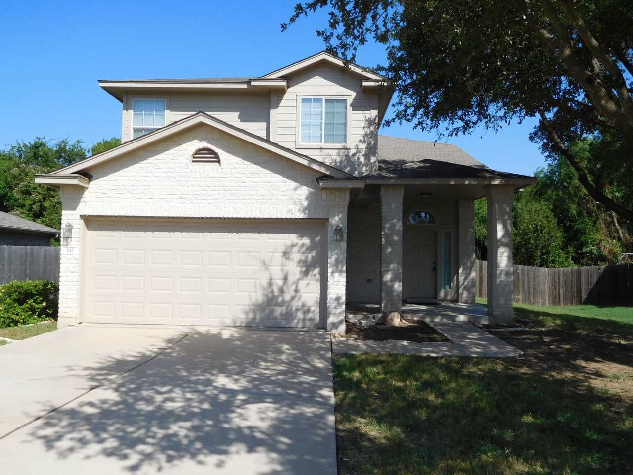 Nice 2 Story Home in Benbrook Ranch Leander