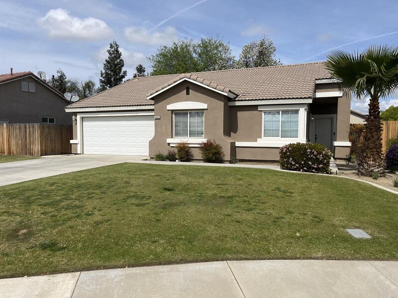 9808 Pyramid Peak Drive