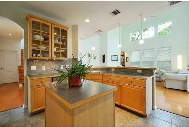 2647 Kinney Oaks Court