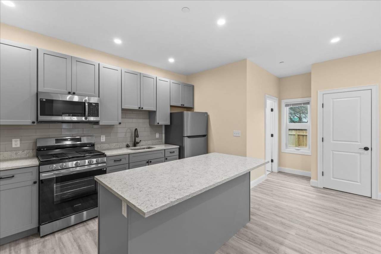 86-88 North Winooski Ave