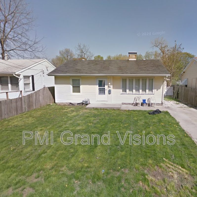 1238 East Bon Air Court