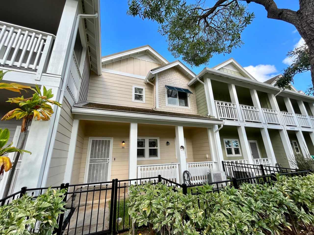 Charming 3-Bedroom/2.5-Bath - $3500.00 (Heart of Kapolei, HI)