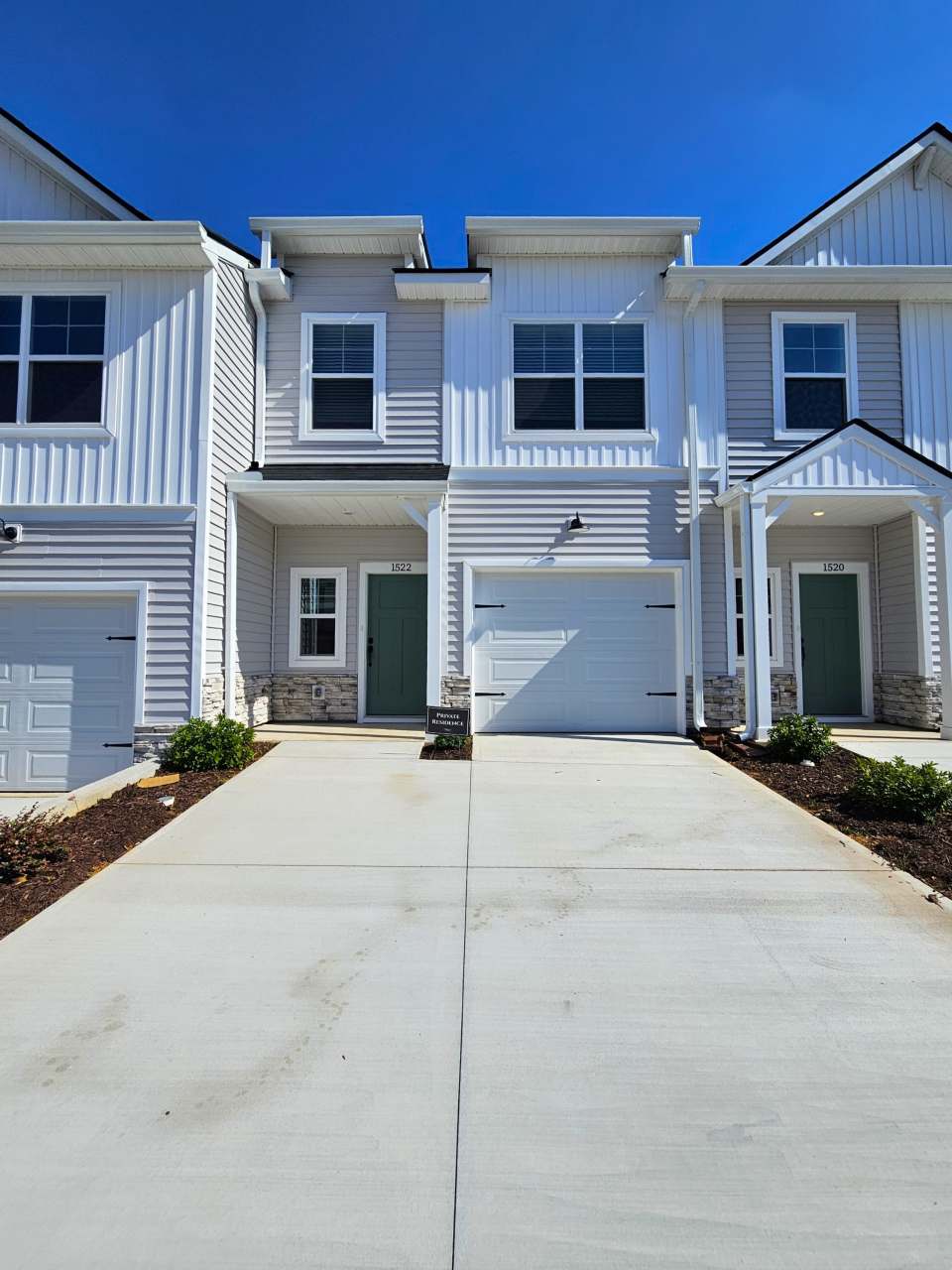 1522 Yellowwood Court